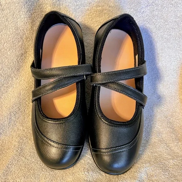Orthofeet 865 Celina Black Leather Mary Jane Orthopedic Shoes Size 9.5 EE - Picture 2 of 5
